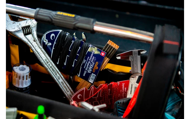 Swiss Piranha Dyneema RopeFish Zeltschnur 20 M X 2 Mm Rot 8 Swiss Piranha Dyneema RopeFish Zeltschnur 20 M X 2 Mm Rot – Bild 6